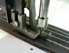 Home Machine Pedal Domestic Sewing 110V Rex607